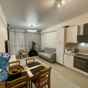 Сдается 2-х комнатная квартира, 65 м²