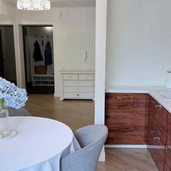 Продается 2-х комнатная квартира, 57 м²