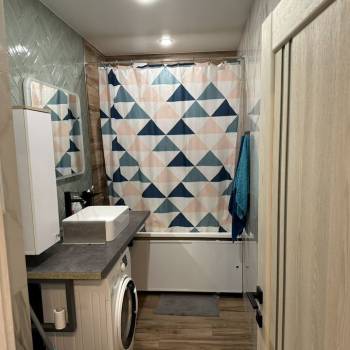 Продается 1-комнатная квартира, 42,5 м²