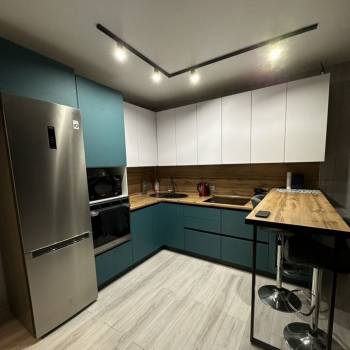 Продается 1-комнатная квартира, 42,5 м²