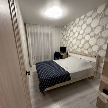 Продается 1-комнатная квартира, 42,5 м²