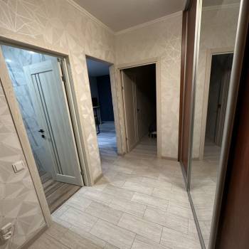 Продается 1-комнатная квартира, 42,5 м²