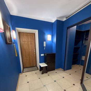 Сдается 2-х комнатная квартира, 79,1 м²