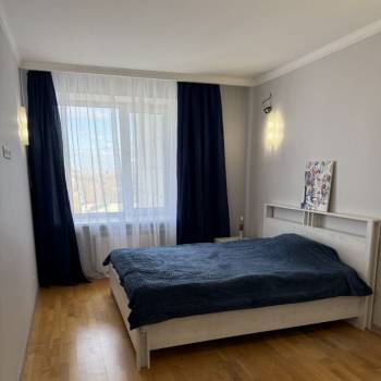 Сдается 2-х комнатная квартира, 79,1 м²
