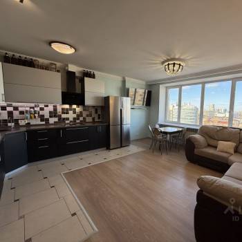 Сдается 2-х комнатная квартира, 79,1 м²