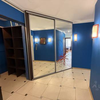 Сдается 2-х комнатная квартира, 79,1 м²