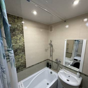Продается Многокомнатная квартира, 75,9 м²