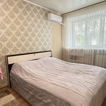 Продается 1-комнатная квартира, 45,6 м²