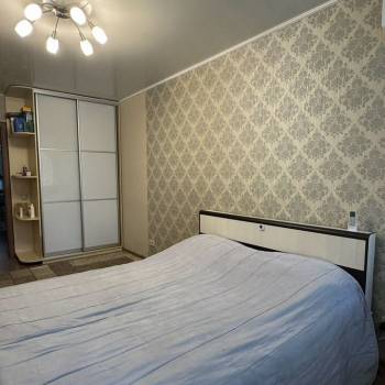 Продается 1-комнатная квартира, 45,6 м²