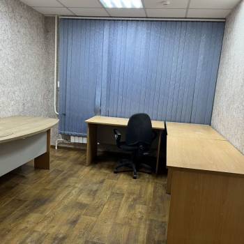 Сдается Нежилое помещение, 136 м²