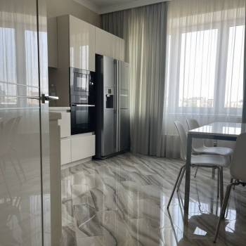 Сдается 2-х комнатная квартира, 83,3 м²