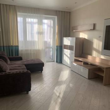 Сдается 2-х комнатная квартира, 83,3 м²