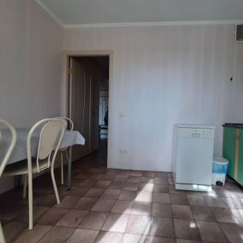 Сдается 1-комнатная квартира, 43,3 м²