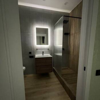 Сдается 1-комнатная квартира, 55 м²