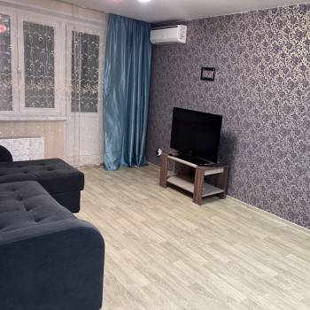 Сдается 1-комнатная квартира, 42 м²