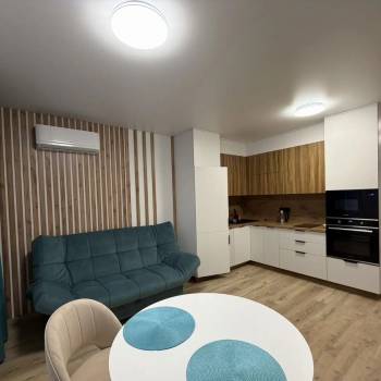 Сдается 1-комнатная квартира, 41 м²