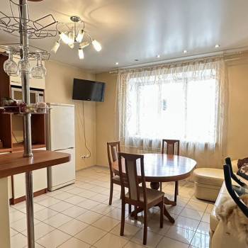 Сдается Многокомнатная квартира, 81 м²