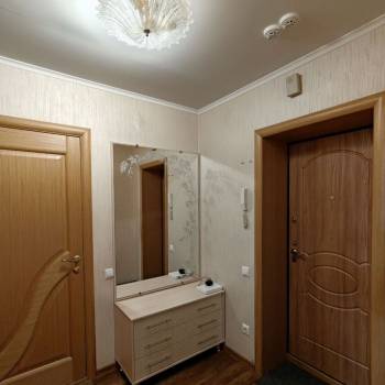 Сдается 1-комнатная квартира, 42 м²