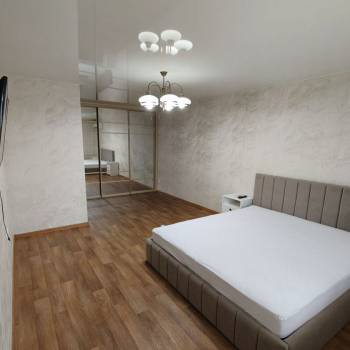 Сдается 1-комнатная квартира, 42 м²