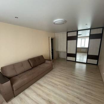 Сдается 1-комнатная квартира, 43 м²