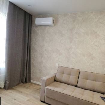 Сдается 1-комнатная квартира, 43 м²