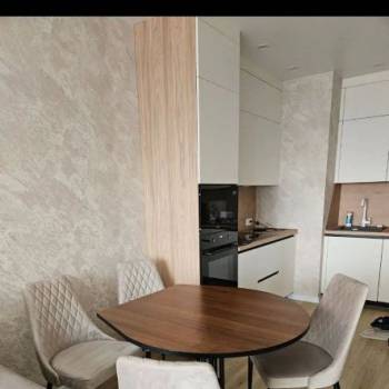 Сдается 1-комнатная квартира, 43 м²