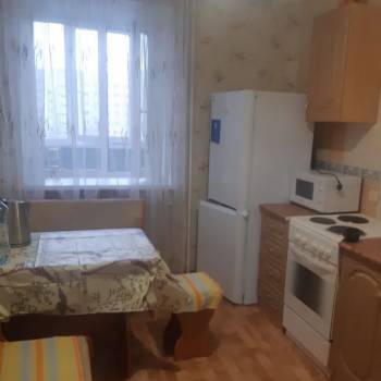 Сдается 1-комнатная квартира, 35 м²