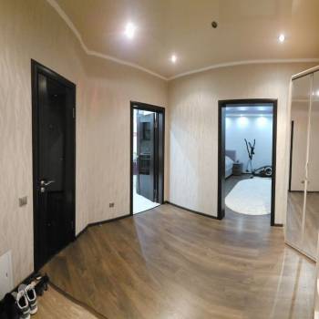 Продается 1-комнатная квартира, 42 м²