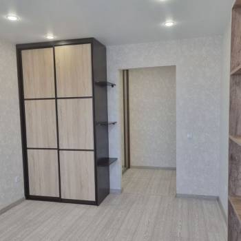 Продается 1-комнатная квартира, 33 м²