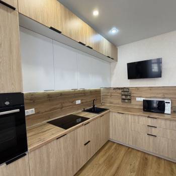 Продается 1-комнатная квартира, 52 м²