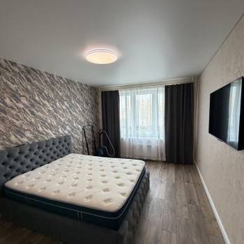 Продается 1-комнатная квартира, 39 м²