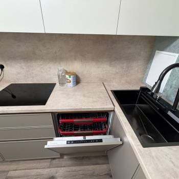 Продается 1-комнатная квартира, 39 м²