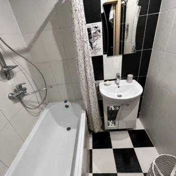 Сдается 1-комнатная квартира, 36 м²