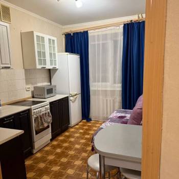 Сдается 1-комнатная квартира, 39,8 м²