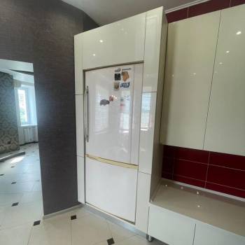 Продается 3-х комнатная квартира, 131 м²