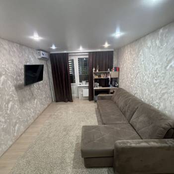 Продается 1-комнатная квартира, 39,6 м²