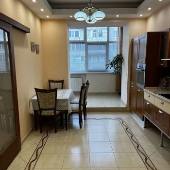 Сдается Многокомнатная квартира, 118 м²