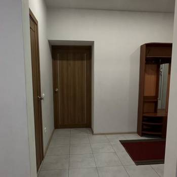 Сдается 1-комнатная квартира, 52 м²