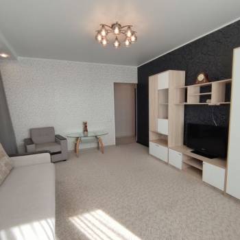 Сдается 2-х комнатная квартира, 64 м²
