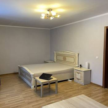 Продается 2-х комнатная квартира, 75 м²