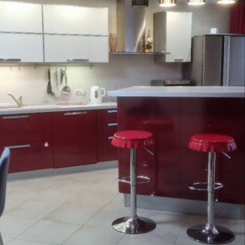 Сдается 2-х комнатная квартира, 109 м²