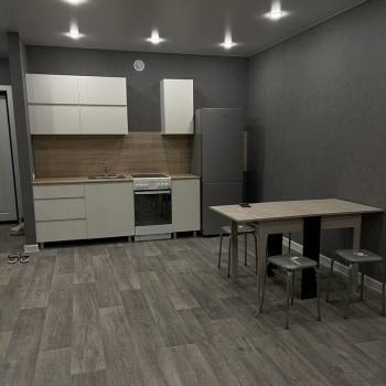 Сдается 1-комнатная квартира, 46,7 м²