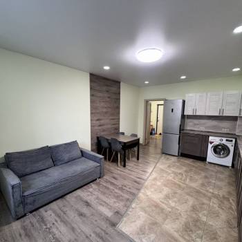 Сдается Многокомнатная квартира, 64 м²