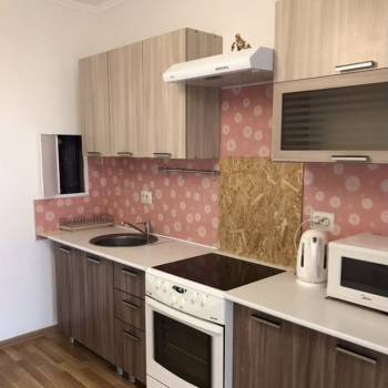 Сдается 1-комнатная квартира, 40 м²