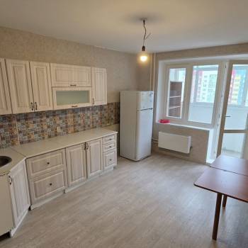 Сдается Многокомнатная квартира, 92,6 м²