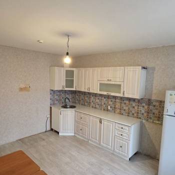 Сдается Многокомнатная квартира, 92,6 м²