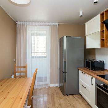 Сдается Многокомнатная квартира, 80 м²
