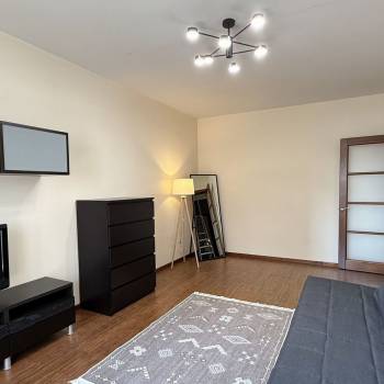 Сдается 1-комнатная квартира, 43 м²