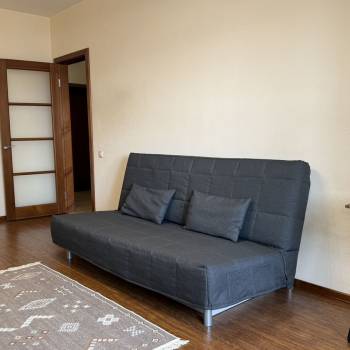 Сдается 1-комнатная квартира, 43 м²