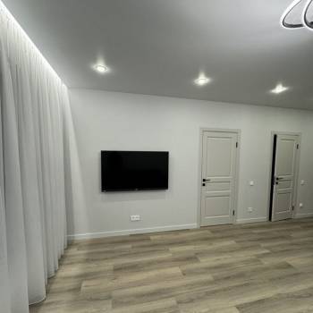 Сдается 1-комнатная квартира, 49 м²